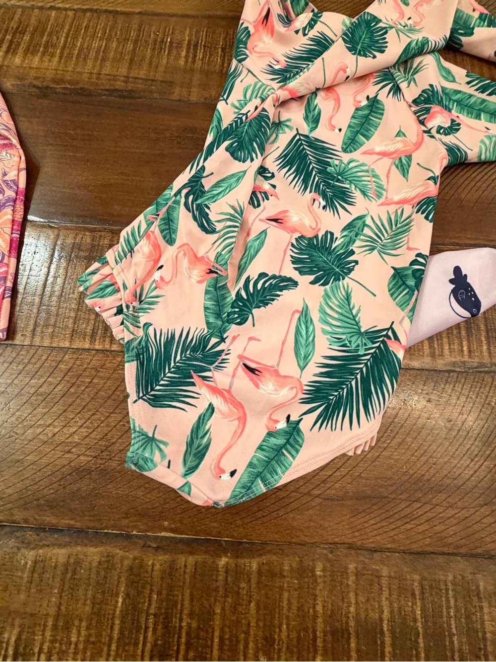 Lot of girls 5T long sleeve swim suits - Picture 7 of 8